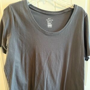 Nike Gray Dry Fit Short Sleeve Athletic Tee